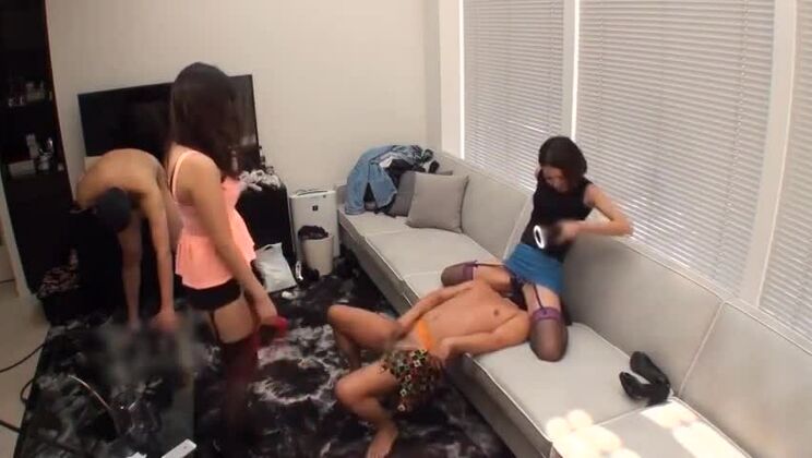 Exklusives Bondage-Video für Erwachsene – einfach unglaublich!