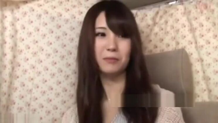 Unglaubliches japanisches Model in der JAV-Videoshow „Watch Big Tits“.