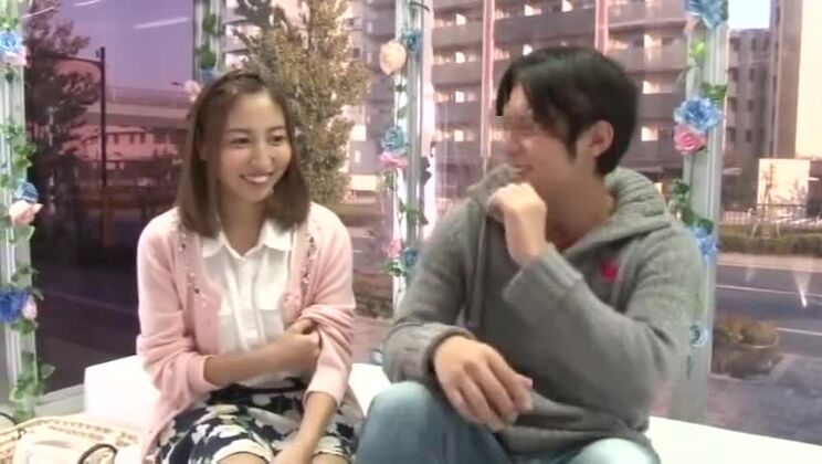 Japanische Hure in einem einzigartigen geilen JAV-Clip