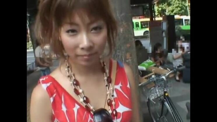 Exotische japanische Hure in heißestem Outdoor-JAV-Clip