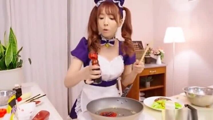 Exotische japanische Schlampe in einer neuen Solo-Girl-JAV-Szene, schau es dir an!