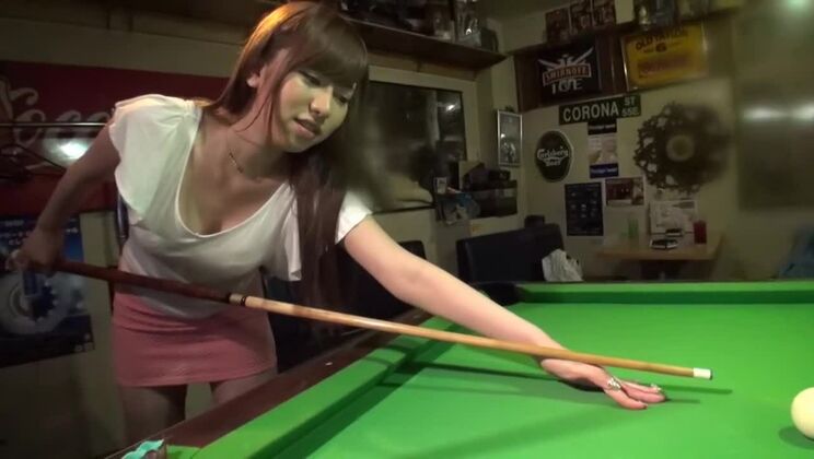 Rinka Onishi in Escalation Girl 254 Teil 1