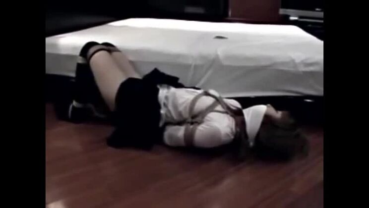 Versuchen Sie, in der Fetisch- und Babes-JAV-Video-Vollversion nach japanischen Models Ausschau zu halten.