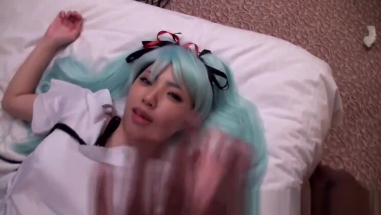 Cosplay Hatsune Miku bekommt Creampie