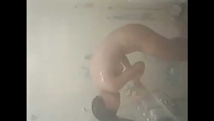 Exotische Erwachsenenszene, Solo-Version mit weiblicher Begleitung (exklusiv)