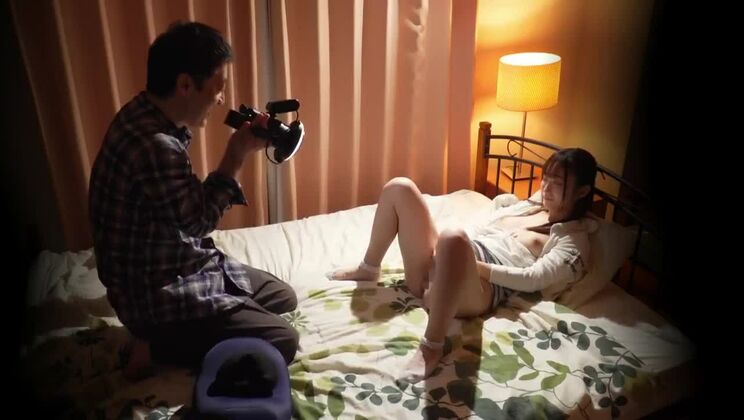 Shic-203 Verführt vom Kind des Wiederverheirateten