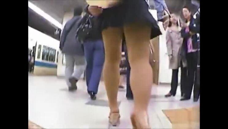 Japanische Spionage unter dem Rock