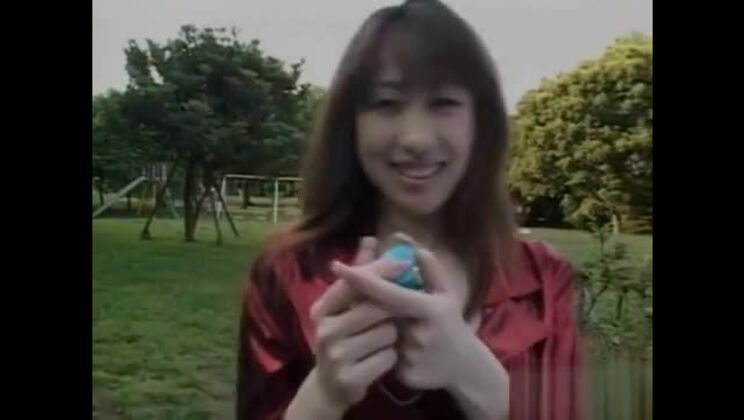 Sexuelle Entblößung in der Öffentlichkeit vor der Kamera