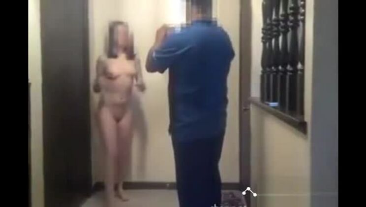 Lieferangebot: Pizza mit extra Wurst!