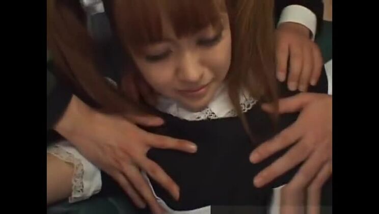 Heiße Asiatinnen beim Ficken und Blasen, Teil 3