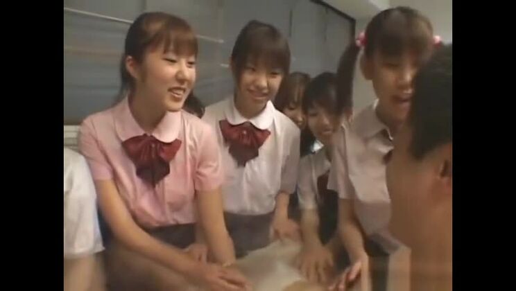 Explizite Streicheleinheiten bereiten Vergnügen