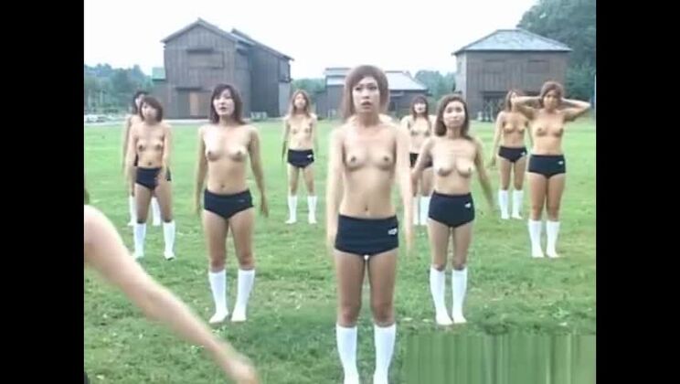 Asiatische Akademie für halbnackte Shows Teil 1