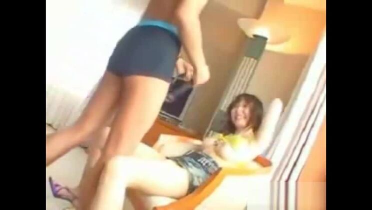 Exotische Bondage-Pornoszene vom Feinsten – schau sie dir an!